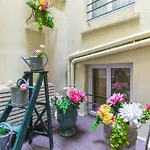 Home Suite Home Grands Boulevards 11