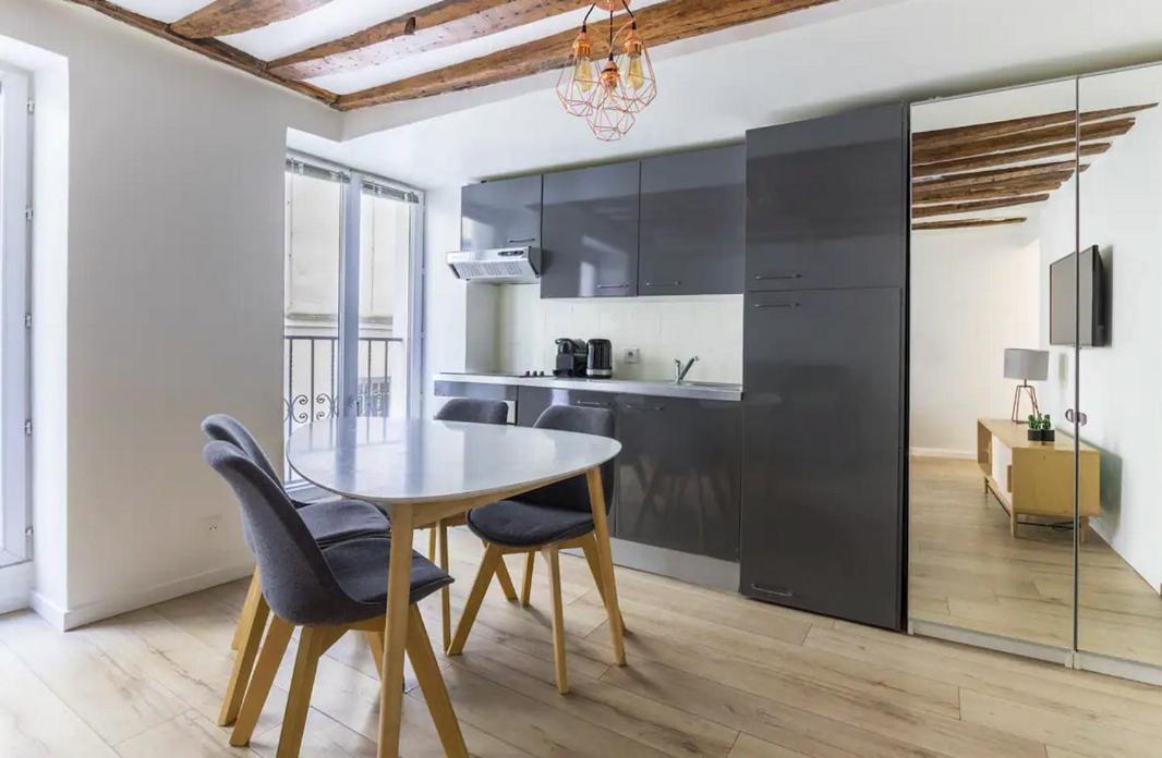 Grands Boulevards 11 Appartement *